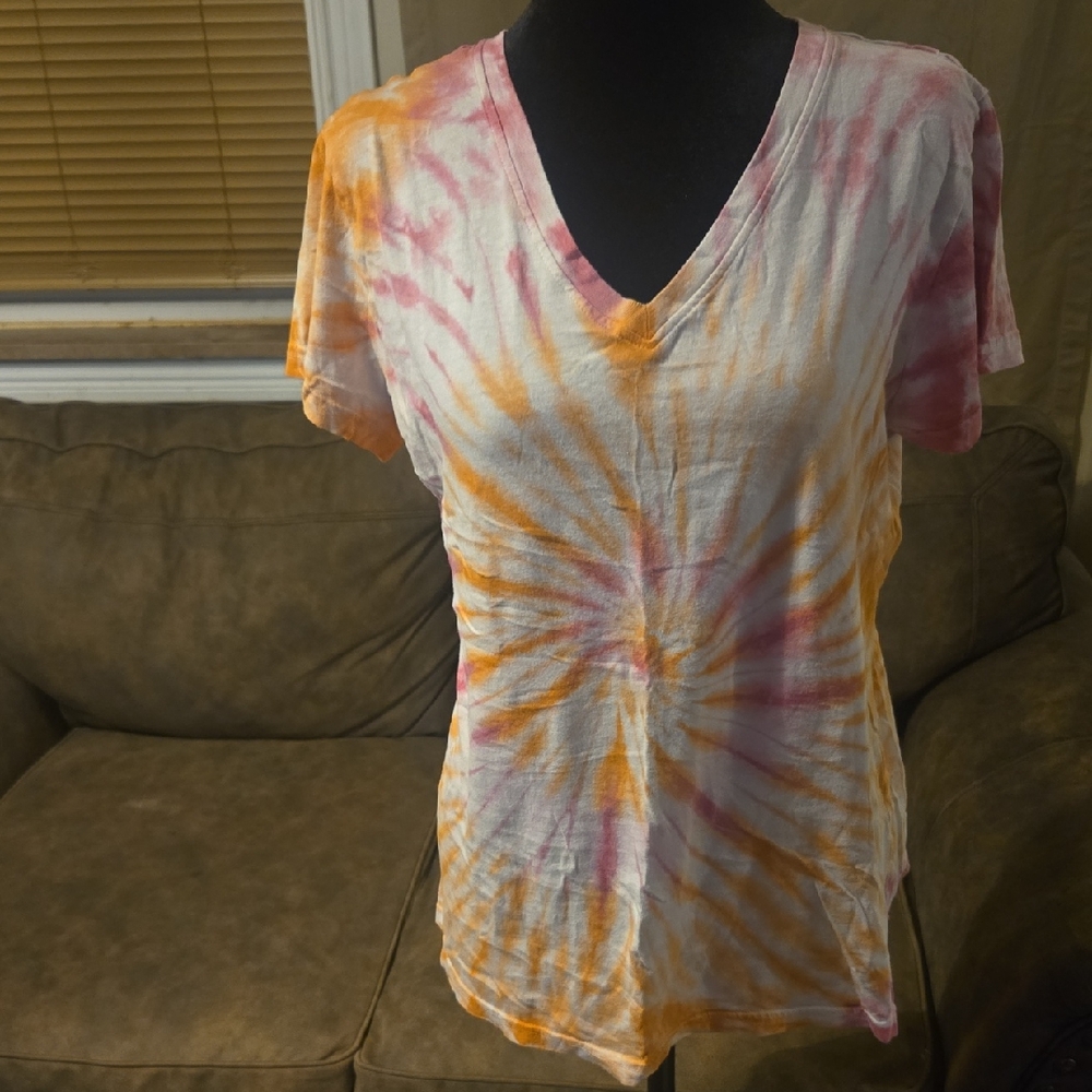 Tie-Dye V-Neck Women’s Top Size XL